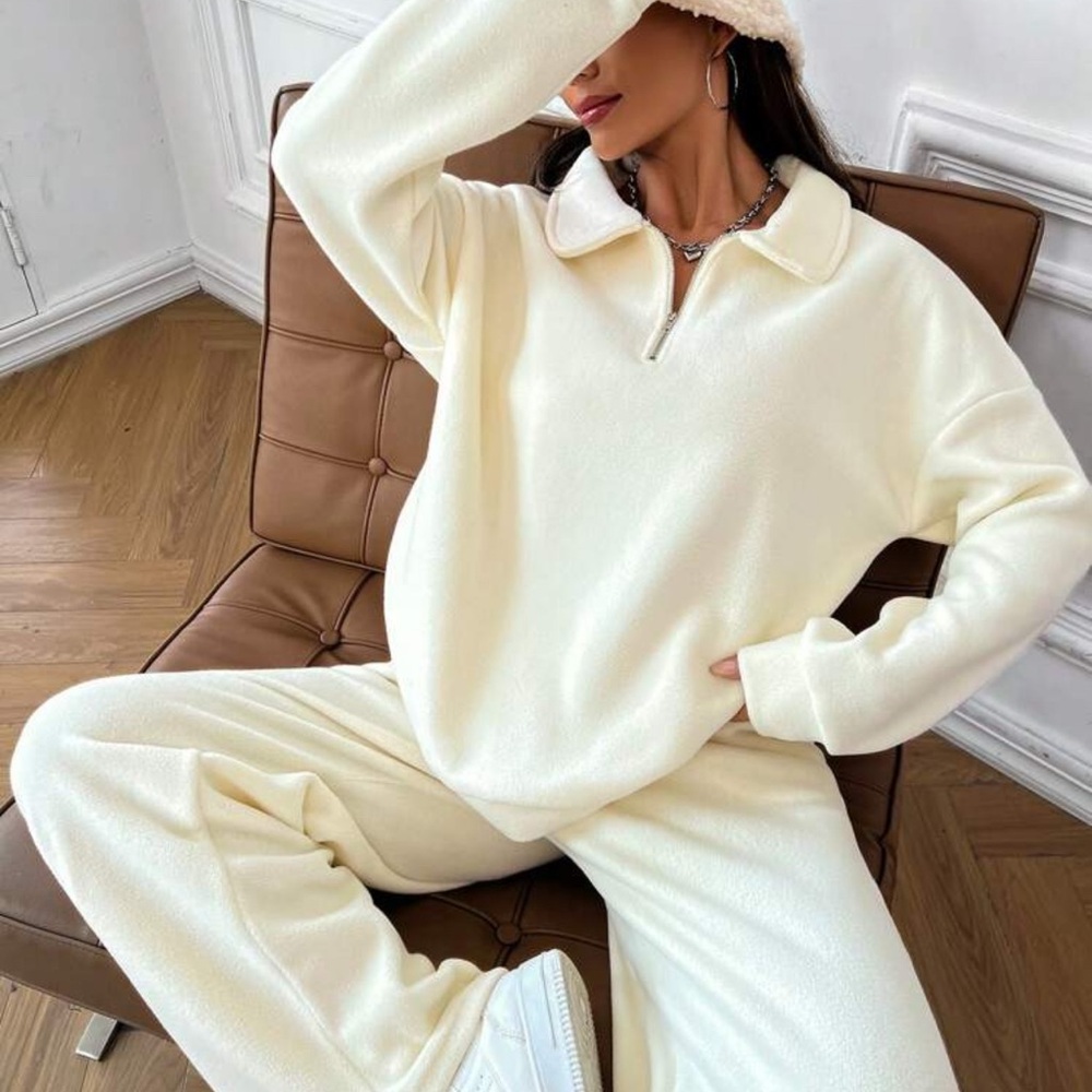 Cream Zip-Up Lounge Set